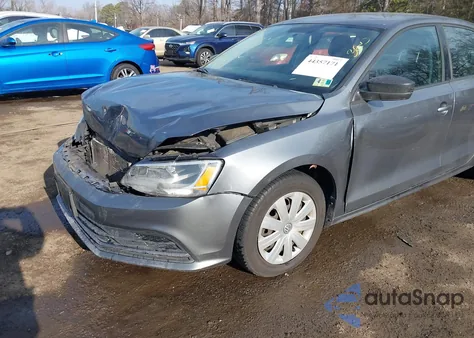 2015 Volkswagen Jetta 2.0L S z USA, uszkodzony, nr VIN 3VW2K7AJ5FM346633